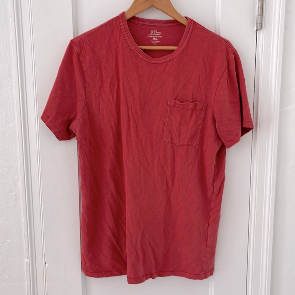 J crew garment dyed burnt red soft 100% pocket t-shirt very good condition